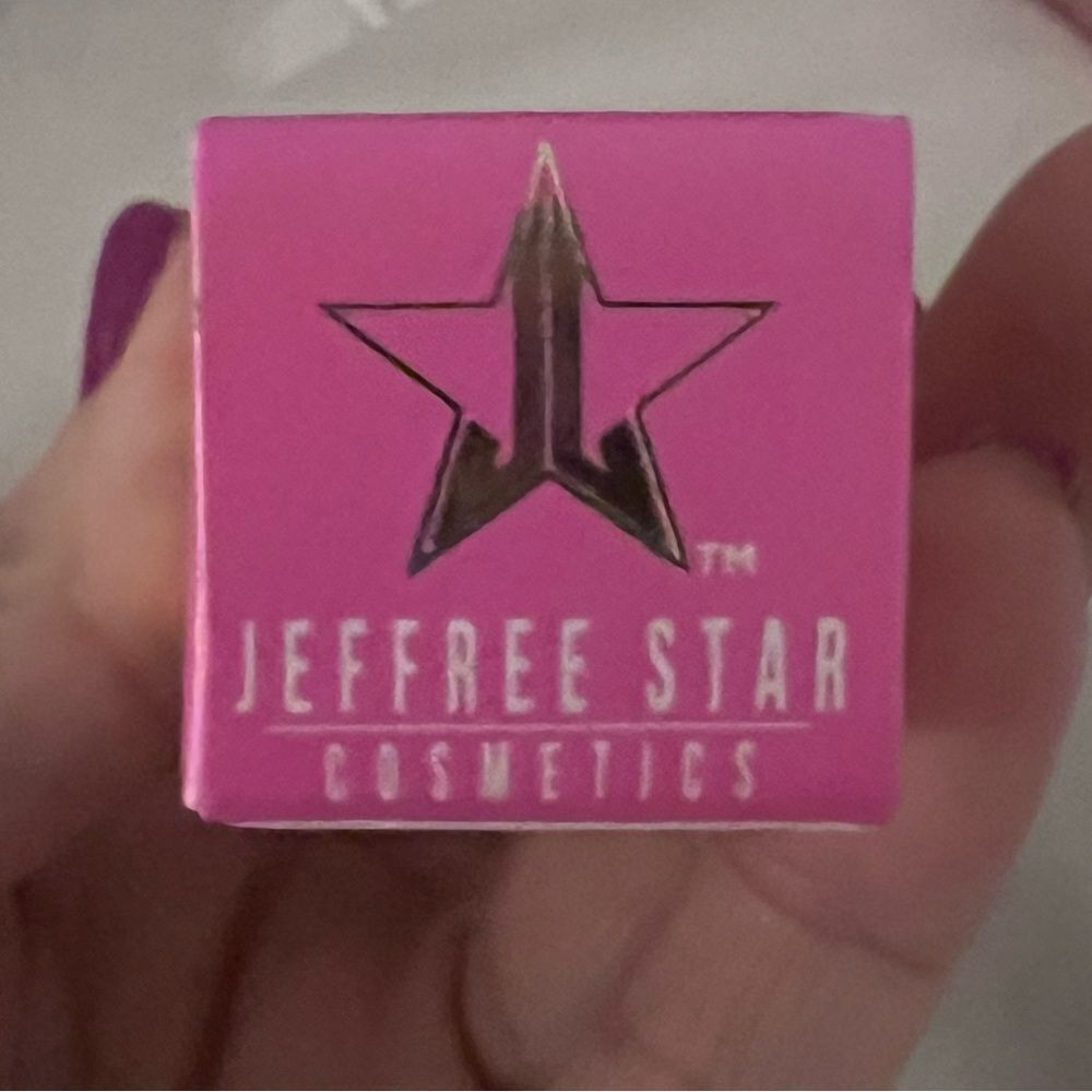 NIB Jeffree Star Velvet Trap Lipstick in God's Gift - Picture 6 of 6